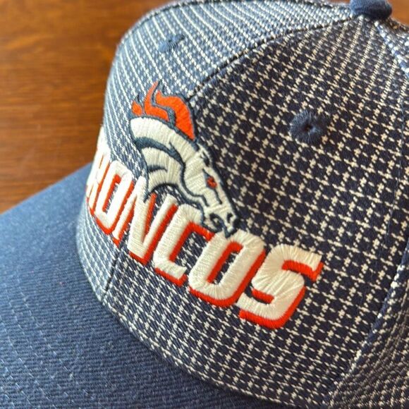 Vintage 90’s Denver Broncos Pro Line Strapback Cap Hat NFL Football - Picture 9 of 12